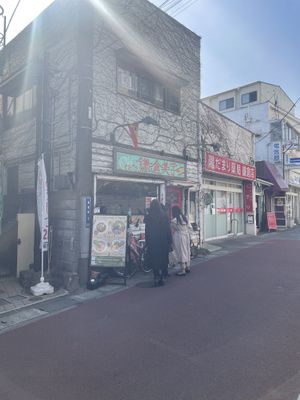 Front   at Soil Tables in Kamakura