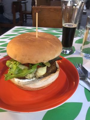 Hamburguesa Vegetariano  at El Arbol in Santiago