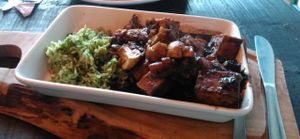 Like in many of the other veggie restaurants in Santiago, the vegan options are a little limited, but there are two or three... this one is the tofu chutney at El Arbol in Santiago