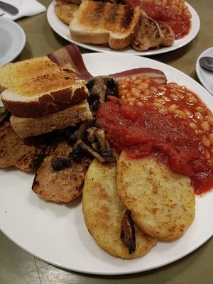 Vegan English breakfast at Lush Coffee in Whitby