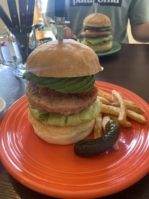 Vegan burger with avocado   at Burger Chop in Matsumoto