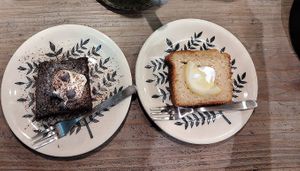 Chocolate raisin and lemon cakes at TU CASA - Zero waste & Plant based トゥ・カサ in Kyoto