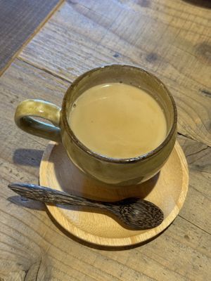 Hojicha latte  at TU CASA - Zero waste & Plant based トゥ・カサ in Kyoto