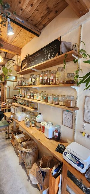 Bulk store at TU CASA - Zero waste & Plant based トゥ・カサ in Kyoto