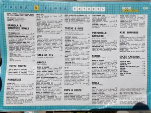 Food Menu (also available in English)  at Fauna & Flora - Estoril in Estoril
