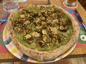 Nerano vegan: creamy and fried zucchini, potatoes and walnuts  at Capperi che Pizza in Milan