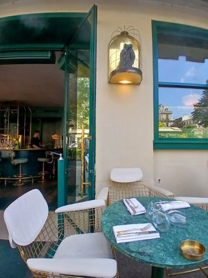  at Mon Square in Paris