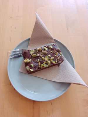vegan brownie at Koffie & Ik in Utrecht