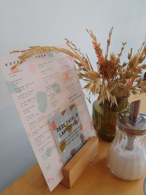 there are vegan milk options on the menu :) at Koffie & Ik in Utrecht