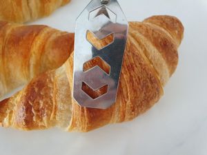 French vegan croissant at Fraise Café in Menton