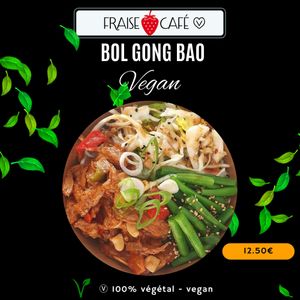 Buddha bowl with sushi rice, Gong Bao style at Fraise Café in Menton