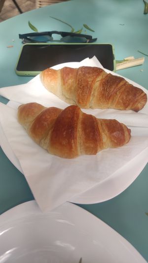 Vegan croissant at Fraise Café in Menton