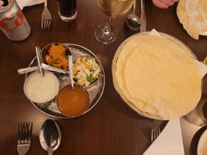 Chutney Tray and Plain Poppadoms #Veganuary at Spice Island Menai Bridge in Menai Bridge