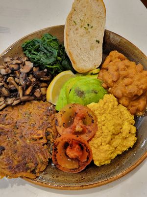 breakfast plate at SHAKA - Mall of Asia in Pasay