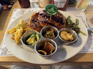 Vegan American breakfast platterr  at La Desayunería  in Malaga