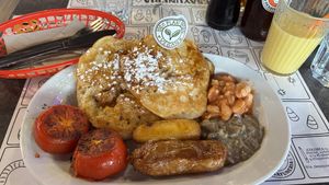 Vegan sunbreakfast, delicious!!  at La Desayunería  in Malaga