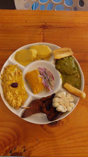 Ronda criolla at Asianica Street Food - temporarily closed in Lima