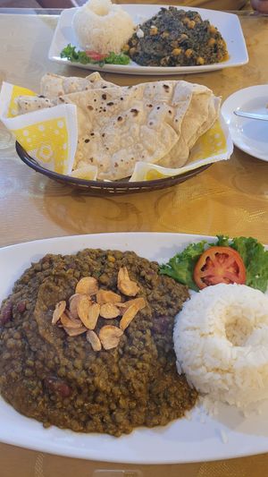 lunch menu, lentils and kidney beans with bread at Paulinos Indian Cuisine in Huaraz