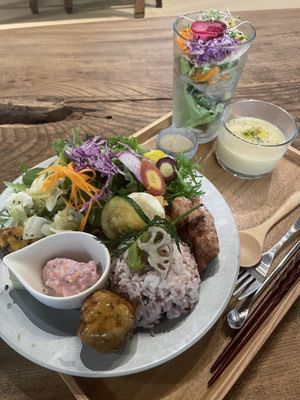 Buddha plate with corn soup   at Cotonoha  in Kamakura