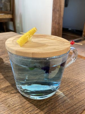 Herbal tea mixing with lemon   at Cotonoha  in Kamakura