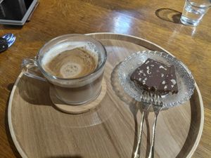 Desert and coffee at Cotonoha  in Kamakura