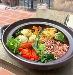 Curry bowl with tofu (vegan and gluten free)  at The Fringe in Battambang