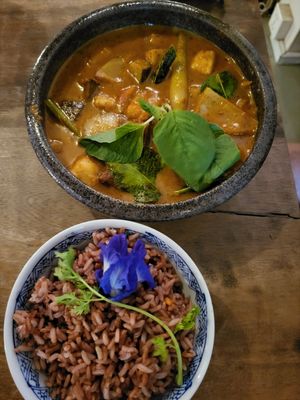 Curry tofu at The Fringe in Battambang