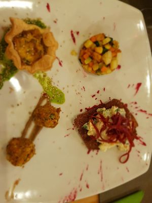 Rocket salad, mopur, tofu, seitan salad. at il Giardino - Palatini Terme in Salzano