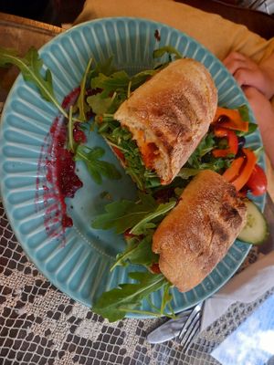 Ciabatta mit gebratenem Gemüse at Café Rudowitz in Wurzburg