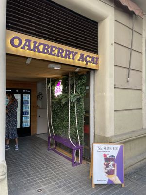 Outside  at Oakberry - Sardenya in Barcelona
