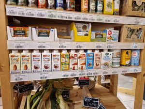 Cuisine at L'Onde Bio in Sanary-sur-mer