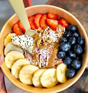 Pitaya bowl at Cuco Etc - Pop-Up in Stockton