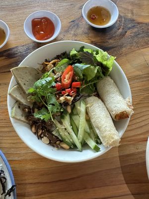 Rice vermicelli and spring rolls   at Hoan Hỉ Vegan in Qui Nhon
