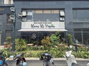 Store front at Hoan Hỉ Vegan in Qui Nhon