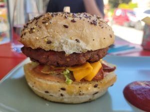 Bacon cheeseburger   at BICEPS VEGGIE in Barbizon