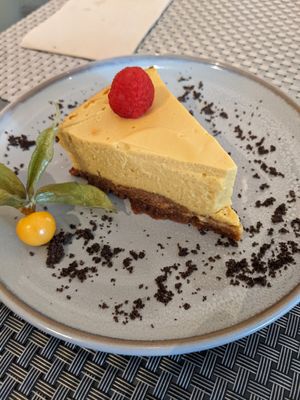 cheese cake at Los Andenes Vegan - Puerta de Toledo in Madrid