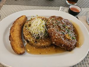 Mostrito...¡Delicioso! at Los Andenes Vegan - Puerta de Toledo in Madrid