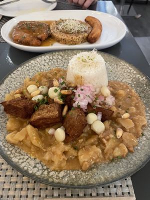 Carapulcra con chicharrones   at Los Andenes Vegan - Puerta de Toledo in Madrid