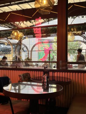   at The Hunger - Metropol AVM in Istanbul