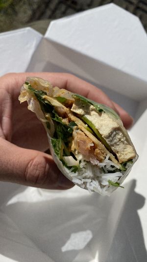   at Knees to Chin in Louvain-la-neuve