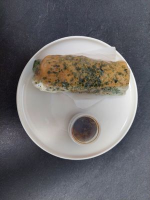 Tofu at Knees to Chin in Louvain-la-neuve