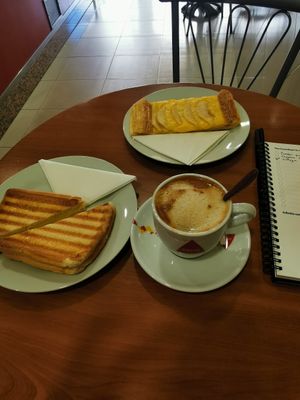  at Café Montalegre in Braga