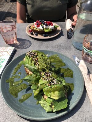 Avocado sandwich  at Tilstede mat og mer in Kristiansand