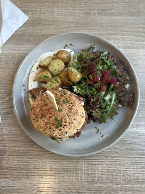 Gochujang burger  at Tilstede mat og mer in Kristiansand