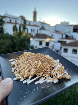 Crumble de manzana  at VEGandVEG Gastroartesanía in Fuenteheridos