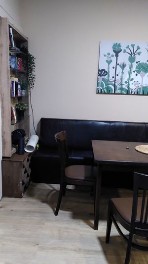 Ecke mit offenem Tausch-Bücherschrank at Il Vegano in Aachen