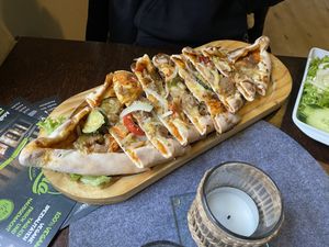 Pide Vöner  at Il Vegano in Aachen