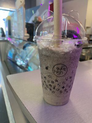 Oreo vegan frappe with soy milk and vegan whipped cream!!   at Highlight_mz in Mainz