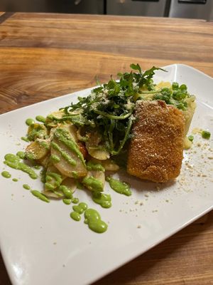 Kartoffelpüree, Wurzelgemüse aus dem Ofen, Tofuschnitzelchen   at Velo Heilbronn in Heilbronn