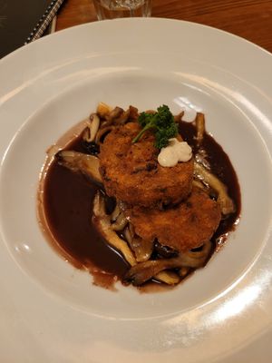 Serviettenknödel (sehr trocken) at Velo Heilbronn in Heilbronn